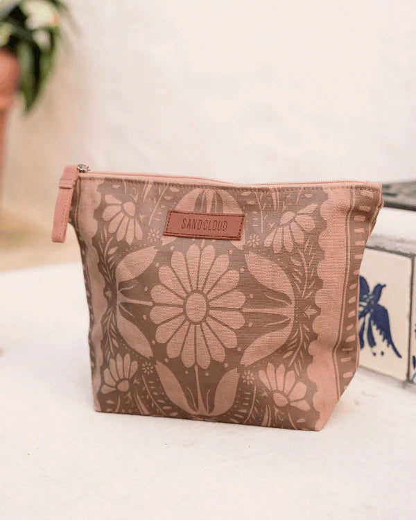 Nippon Daisy Zipper Pouch